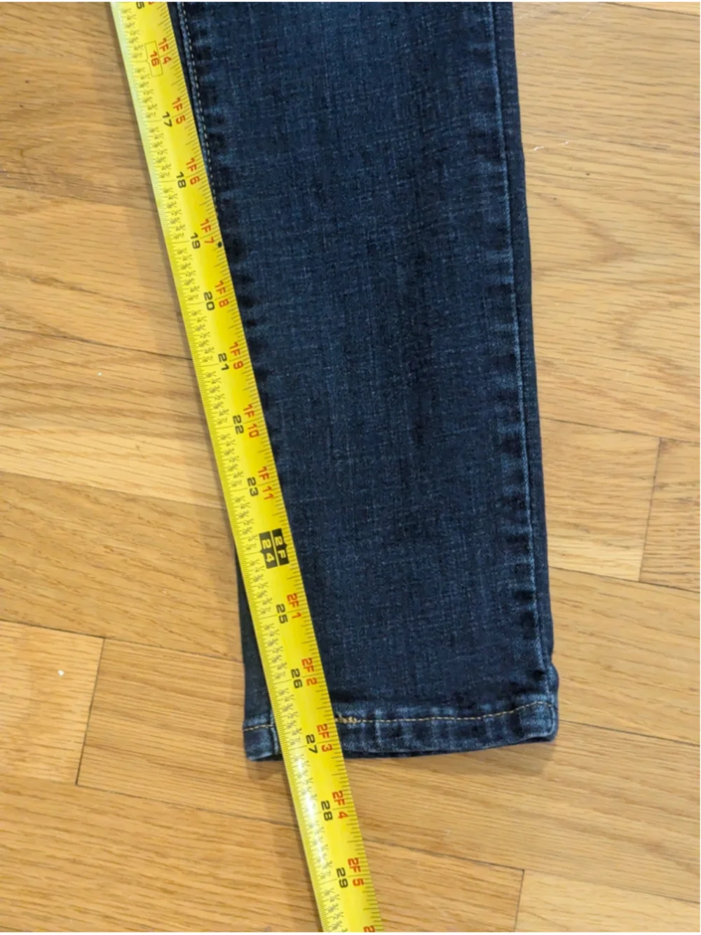 Levi's 311 Shaping Skinny Jeans Size 26